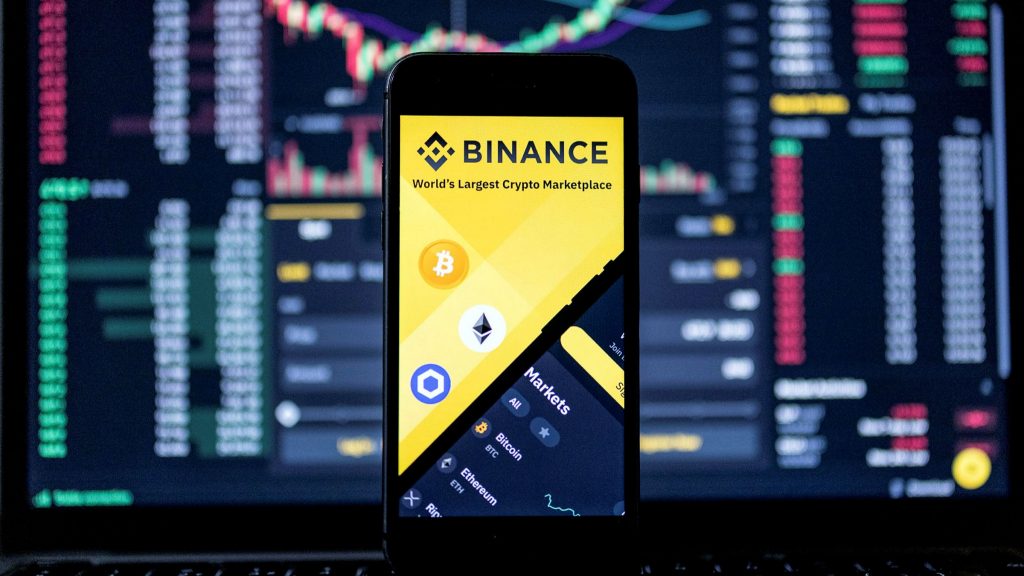 is binance cheaper than coinbase